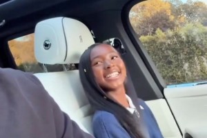 NBA巨星也逃不过开学季！开学了詹姆斯护送小女儿去上学 ....